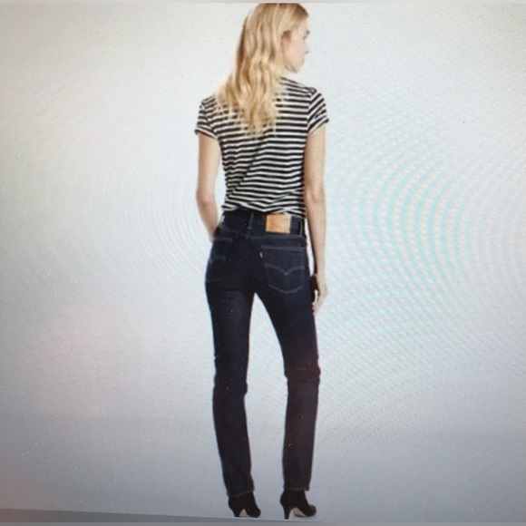 LEVIS 510 SKINNY DARK WASH SIZE 28 w 28 length - Picture 2 of 12